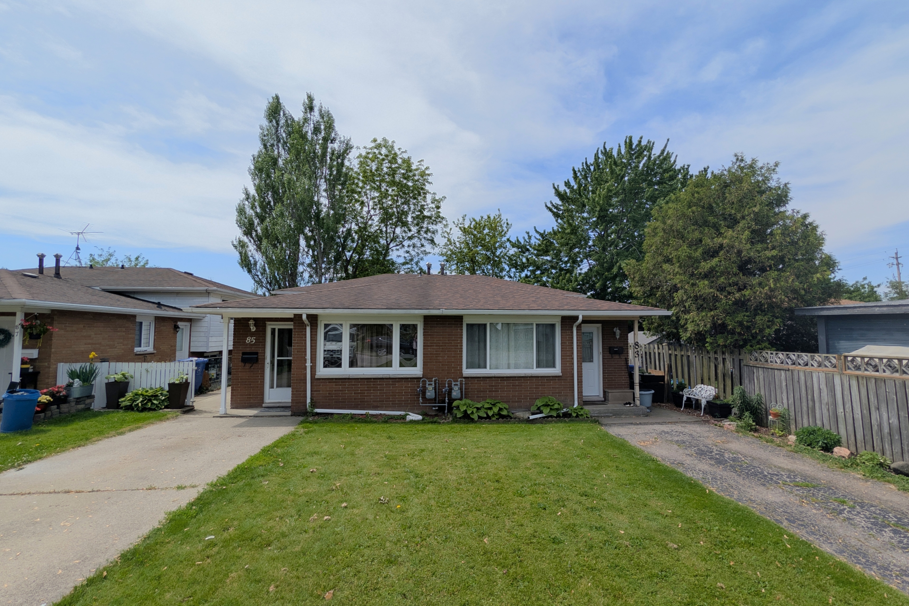85 Gladstone Avenue