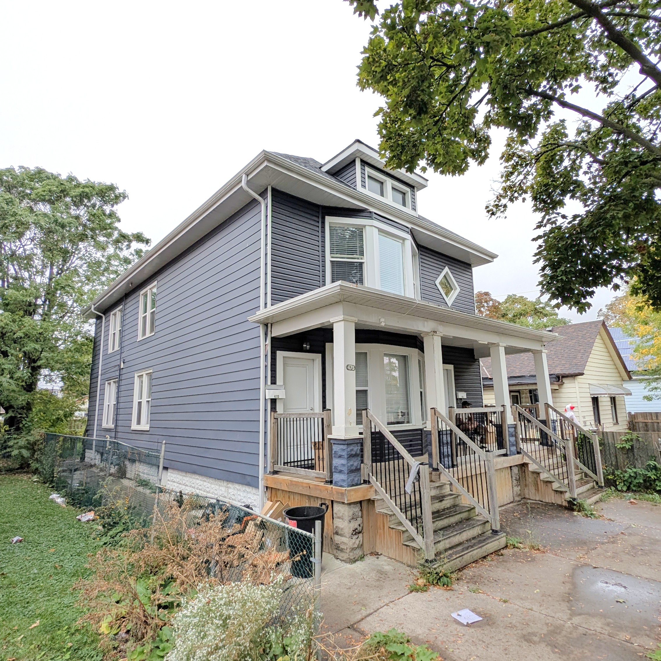 475 Louis Avenue - 1