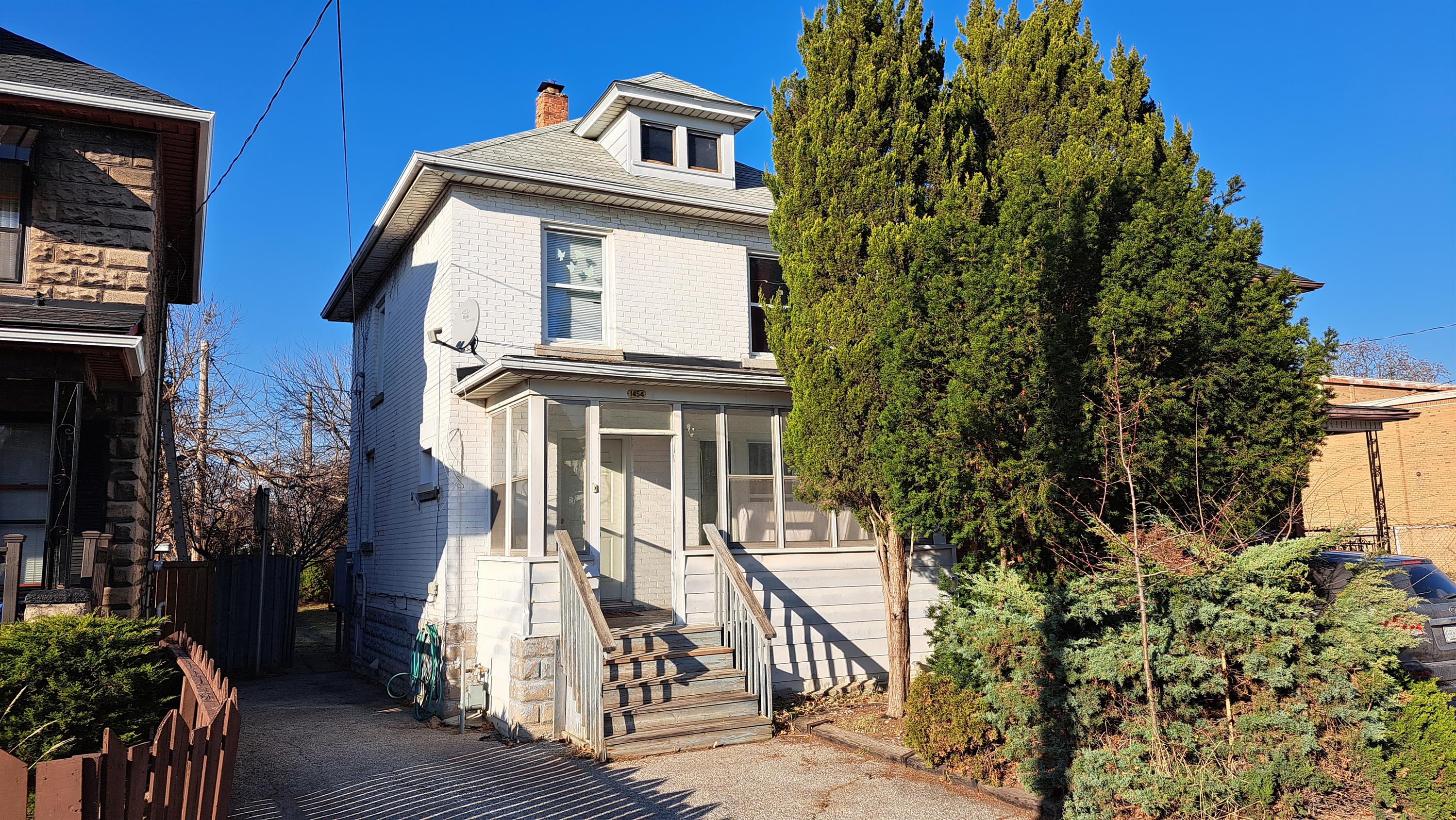 1454 Martindale Street